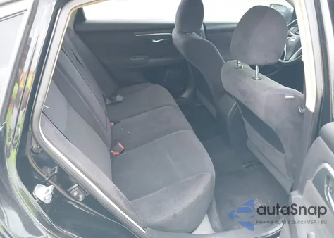 2013 Nissan Altima 2.5 z USA, uszkodzony, nr VIN 1N4AL3AP5DN461492